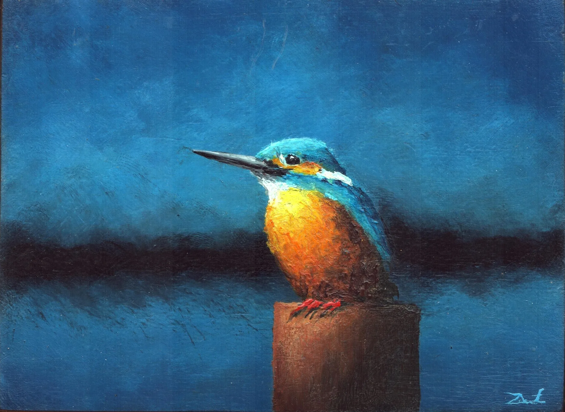 ijsvogel op paaltje kijkt